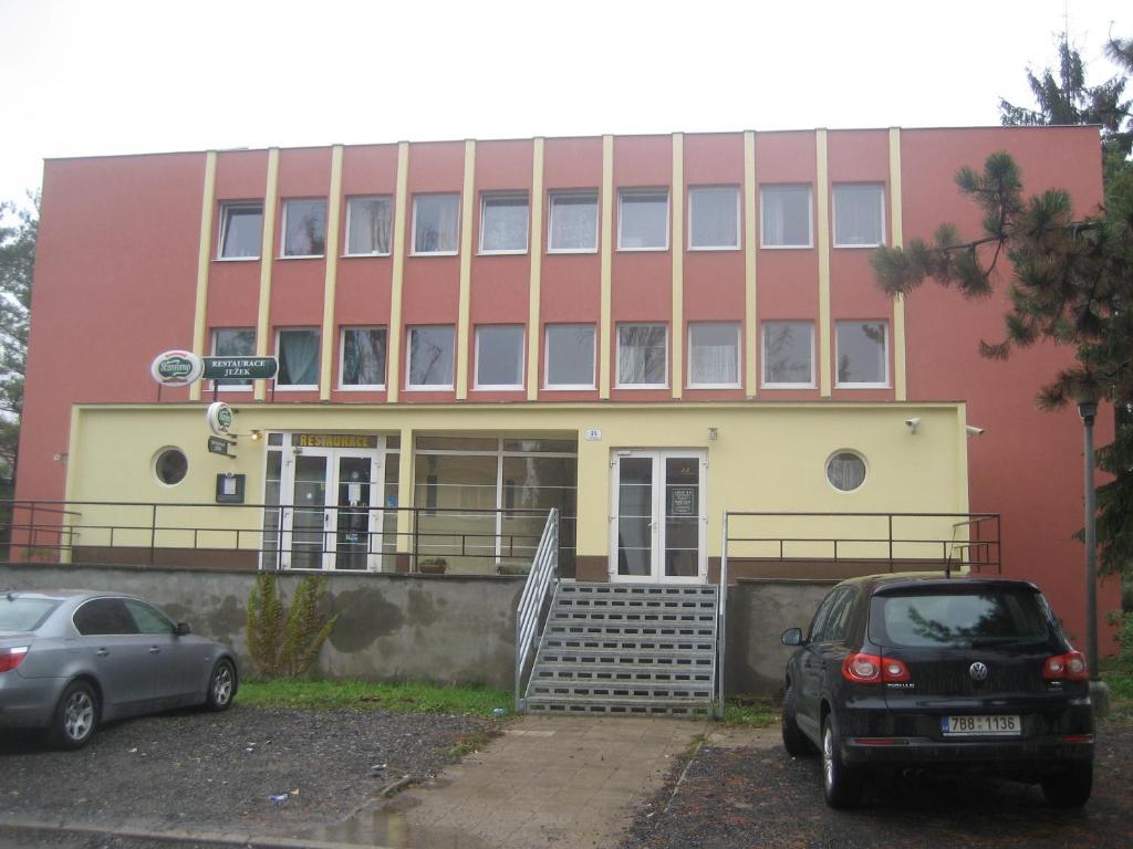 Motel Lazza à Brno Extérieur photo